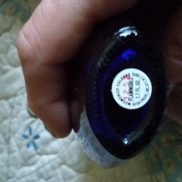 Vintage AVON Fragrance - Picture 4 of 4